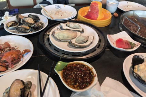 云蒸臻选蒸汽海鲜自助 美食封面图